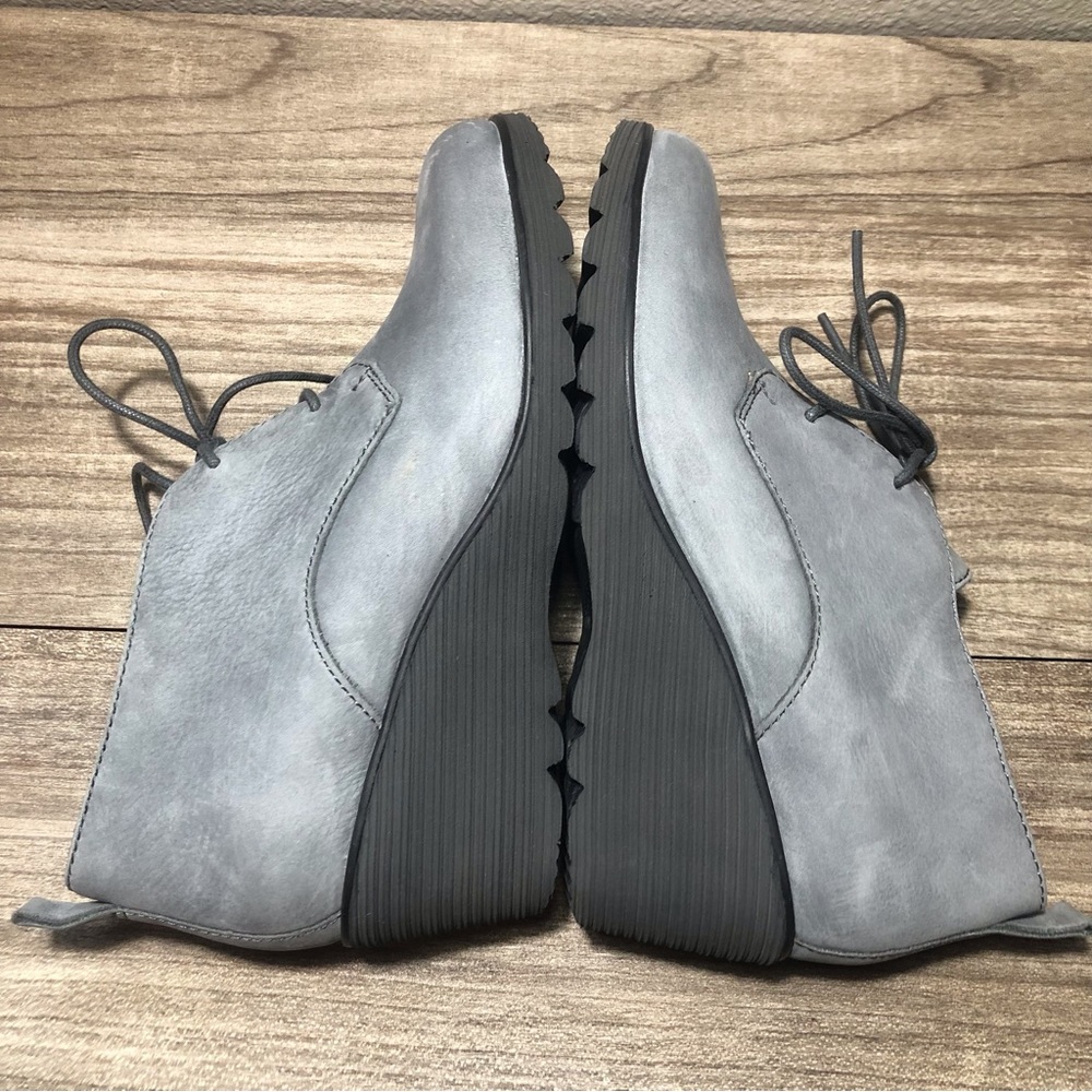 Dansko Cadee Nubuck Wedge Bootie sz 7 - Picture 5 of 15